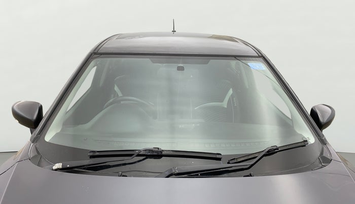 2018 Maruti Baleno ALPHA PETROL 1.2, CNG, Manual, 63,598 km, Front Windshield