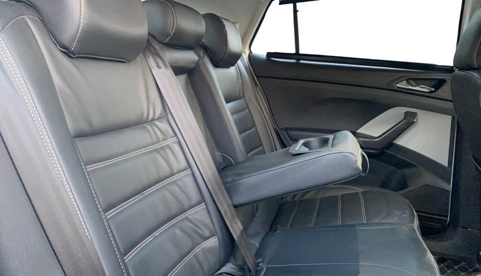 2023 Skoda KUSHAQ AMBITION 1.0L TSI MT, Petrol, Manual, 94,691 km, Right Side Rear Door Cabin