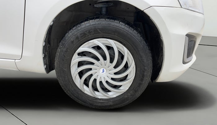 2016 Maruti Swift VXI, Petrol, Manual, 53,297 km, Right Front Wheel