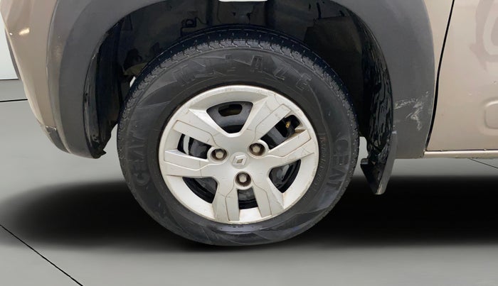 2017 Renault Kwid RXT 1.0, Petrol, Manual, 37,707 km, Left Front Wheel