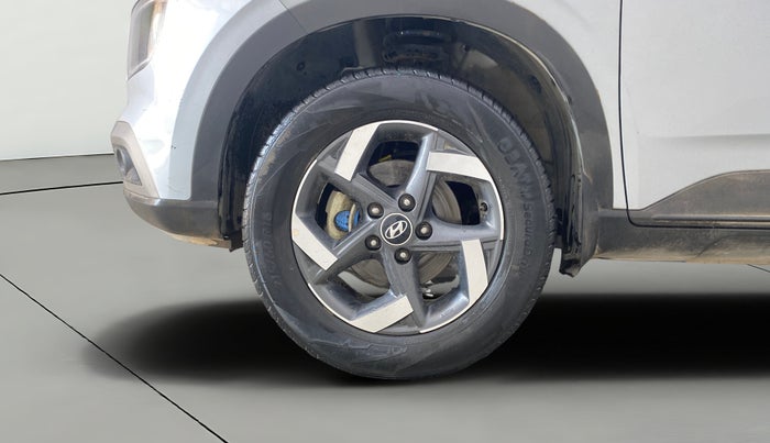 2020 Hyundai VENUE SX 1.0 TURBO, Petrol, Manual, 19,526 km, Left Front Wheel