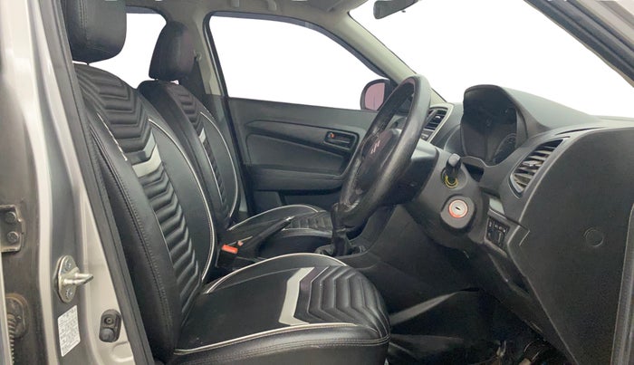 2021 Maruti Vitara Brezza LXI, Petrol, Manual, 26,190 km, Right Side Front Door Cabin