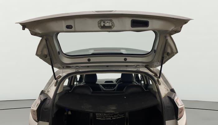 2018 Tata NEXON XM PETROL, CNG, Manual, 1,00,385 km, Boot Door Open