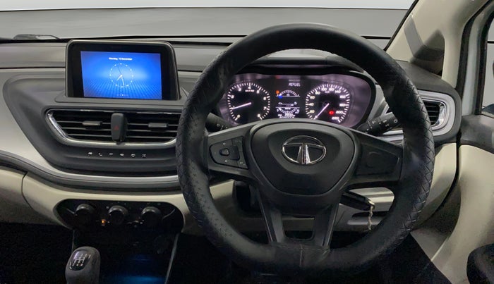 2021 Tata ALTROZ XM PLUS PETROL, CNG, Manual, 28,926 km, Steering Wheel Close Up