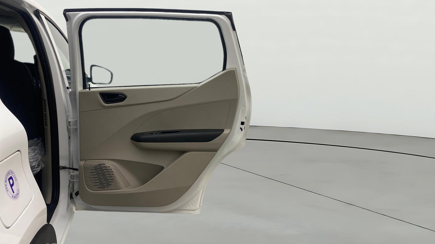 2025 Renault TRIBER Evolution, Petrol, Manual, 50 km, RHS Rear Door