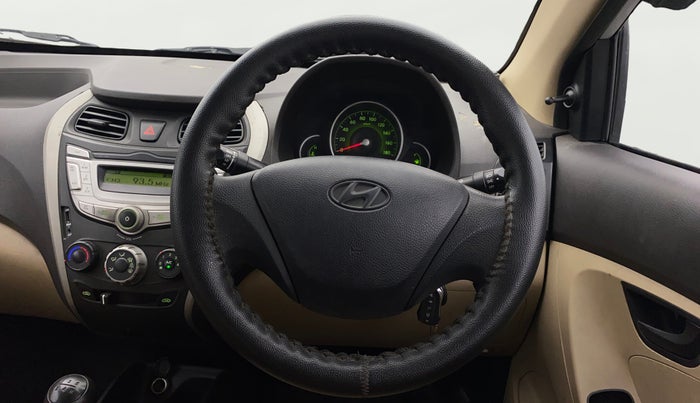 2018 Hyundai Eon MAGNA +, Petrol, Manual, 23,509 km, Steering Wheel Close Up