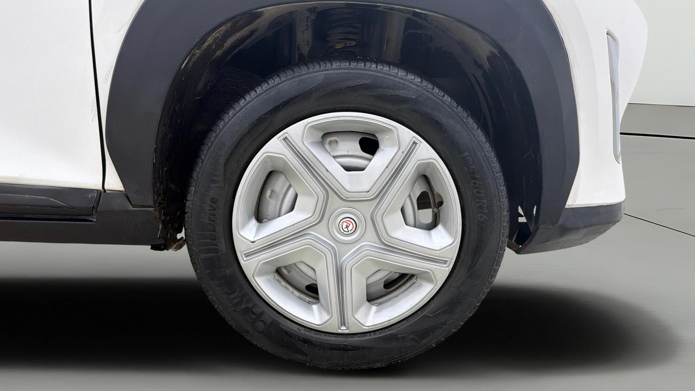 2022 Nissan MAGNITE XE, Petrol, Manual, 73,576 km, Right Front Wheel