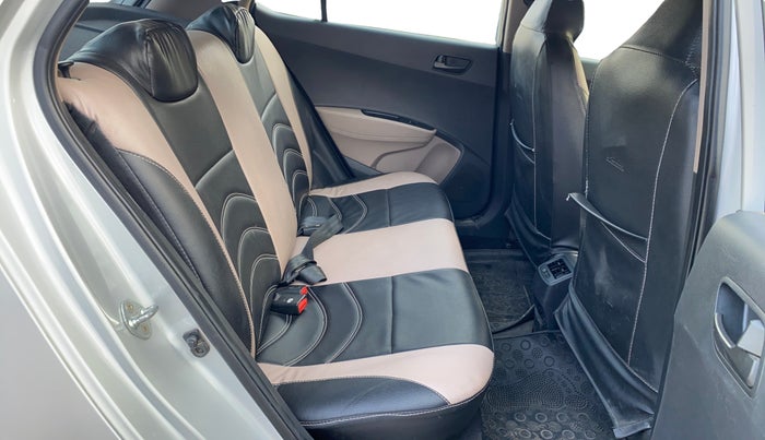 2016 Hyundai Grand i10 MAGNA 1.2 KAPPA VTVT, Petrol, Manual, 77,691 km, Right Side Rear Door Cabin