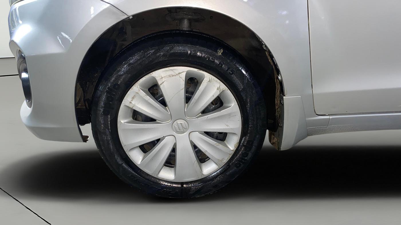 2016 Maruti Ertiga VXI, Petrol, Manual, 86,198 km, Left Front Wheel