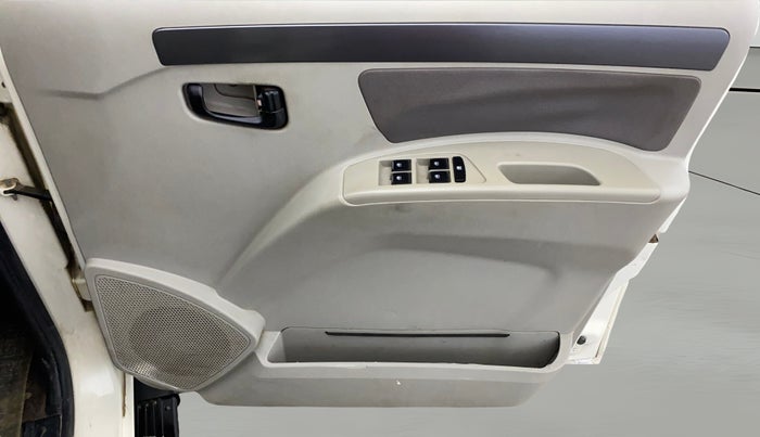 2018 Mahindra Scorpio S7, Diesel, Manual, 48,710 km, Driver Side Door Panels Control