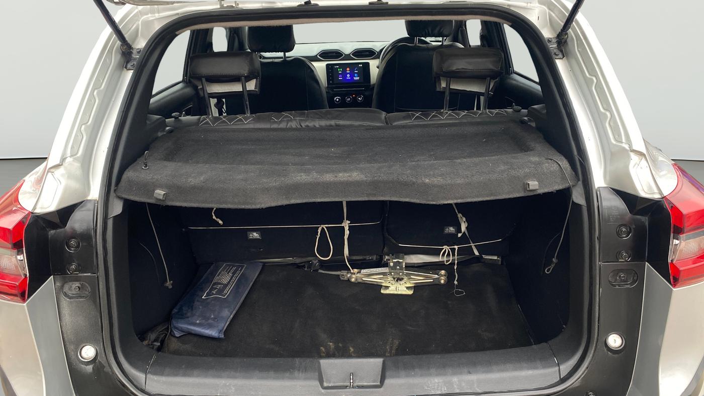 2021 Nissan MAGNITE XV MT, Petrol, Manual, 33,769 km, Boot Open Zoomed View