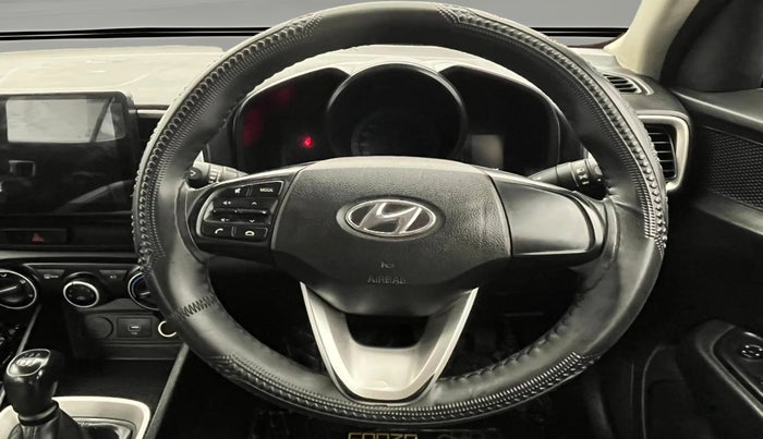 2020 Hyundai VENUE S 1.2, Petrol, Manual, 75,321 km, Steering Wheel Close Up