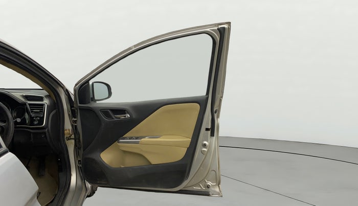 2015 Honda City 1.5L I-VTEC VX, Petrol, Manual, 1,18,251 km, RHS Front Door