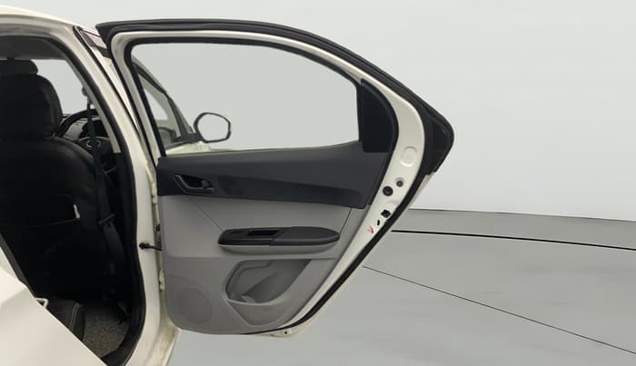 2023 Tata Tiago XM CNG, CNG, Manual, 23,744 km, RHS Rear Door