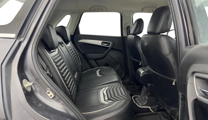 2022 Maruti Vitara Brezza ZXI, Petrol, Manual, 35,076 km, Right Side Rear Door Cabin
