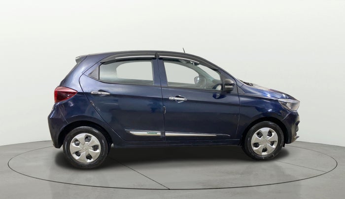 2022 Tata Tiago XT (O) PETROL, Petrol, Manual, 45,354 km, Right Side View