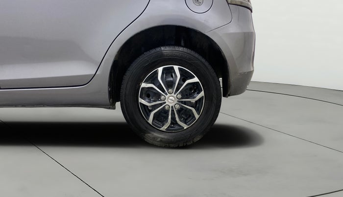 2017 Maruti Swift VXI O, Petrol, Manual, 84,716 km, Left Rear Wheel