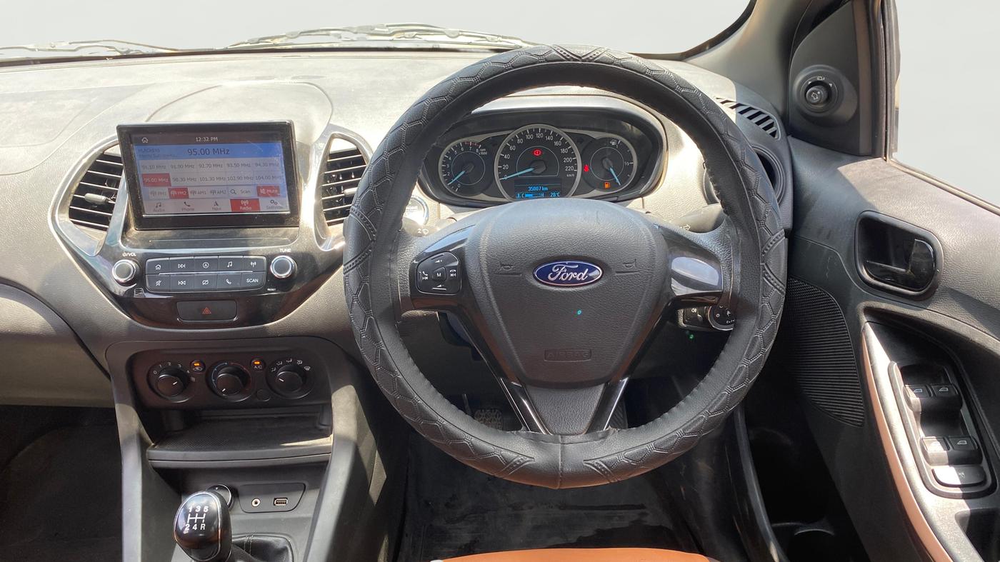 2020 Ford FREESTYLE TITANIUM 1.2 PETROL, Petrol, Manual, 35,007 km, Steering Wheel Close Up