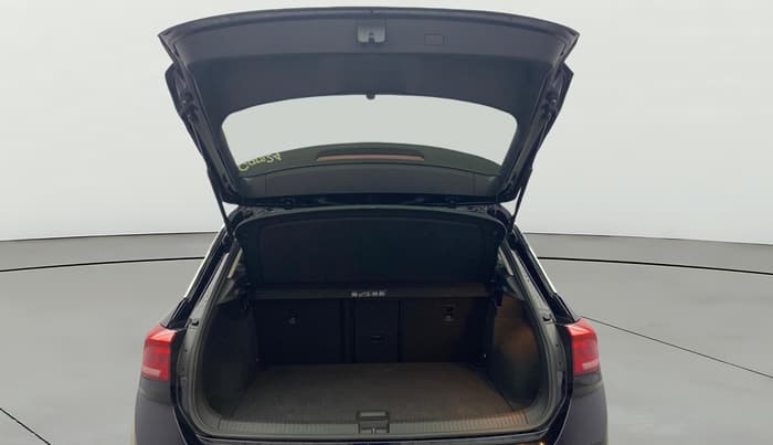 2021 Volkswagen T-ROC 1.5 TSI AT, Petrol, Automatic, 62,708 km, Boot Door Open