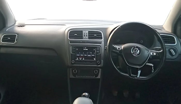 2020 Volkswagen Polo HIGHLINE PLUS 1.0L TSI, Petrol, Manual, 61,014 km, Dashboard