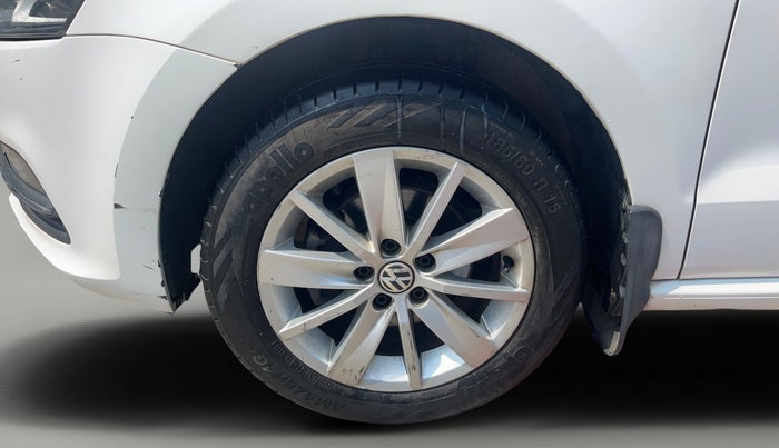 2014 Volkswagen Polo HIGHLINE1.2L, Petrol, Manual, 66,814 km, Left Front Wheel