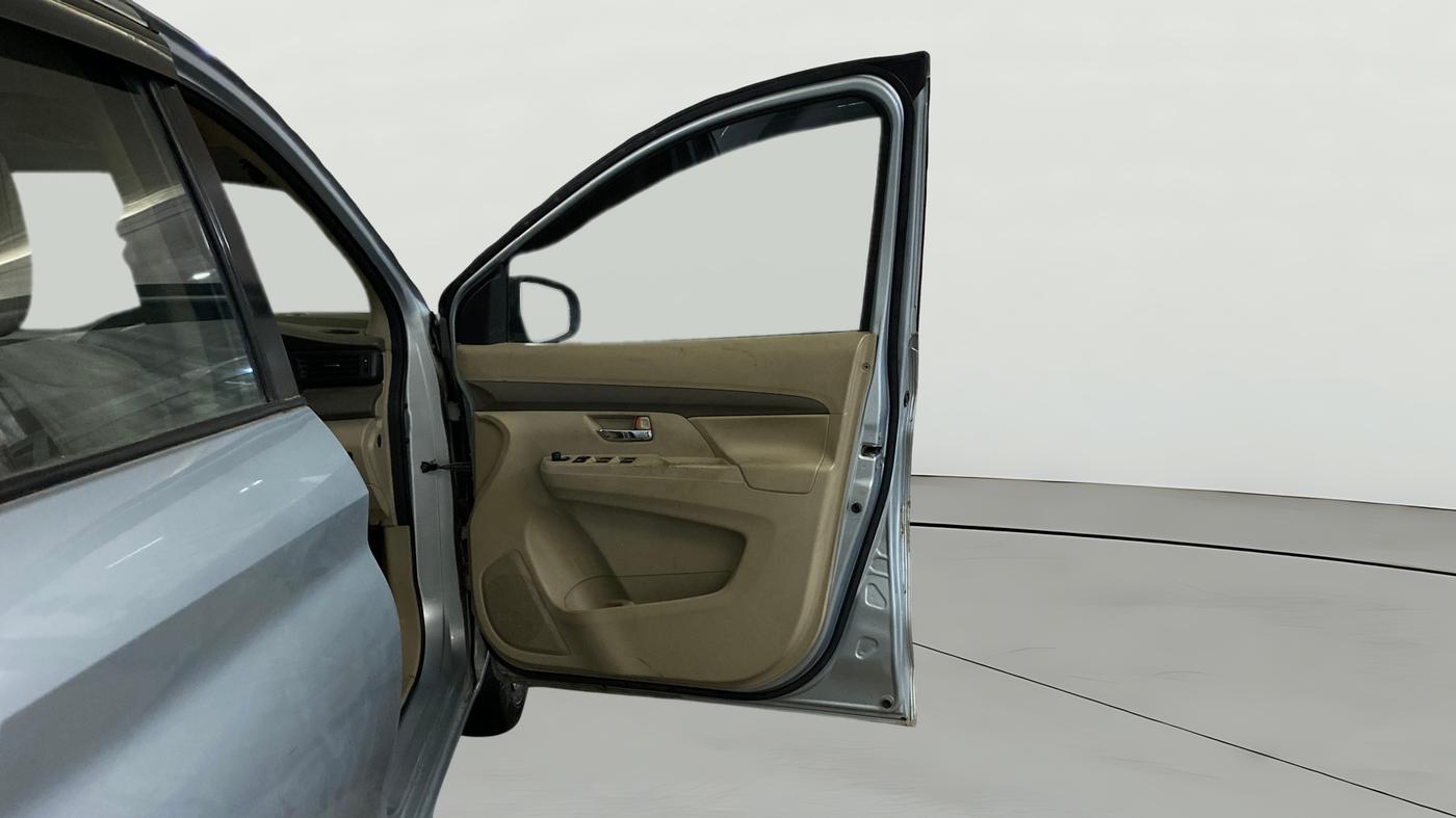 2022 Maruti Ertiga VXI SHVS, Petrol, Manual, 21,372 km, RHS Front Door