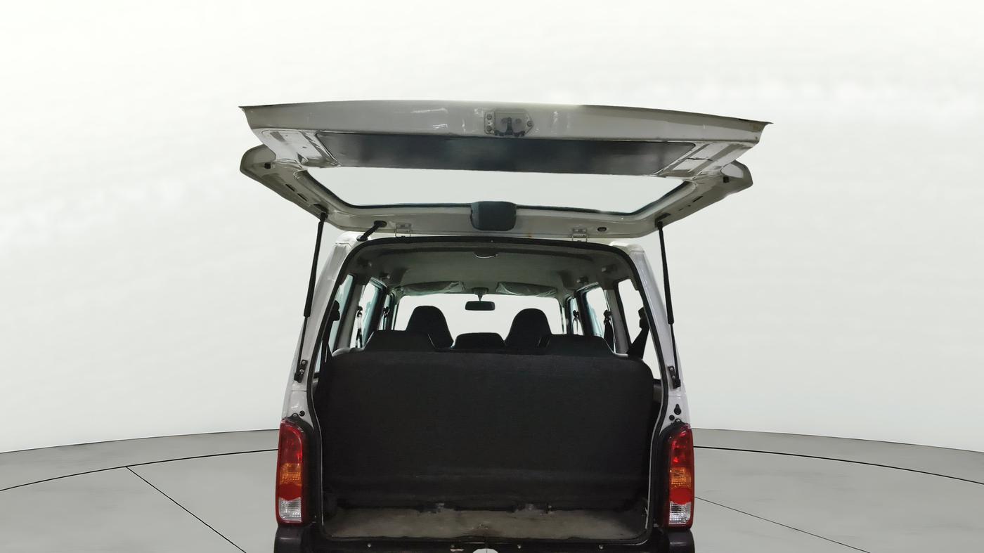 2022 Maruti Eeco 7 STR STD(O), Petrol, Manual, 47,917 km, Boot Door Open