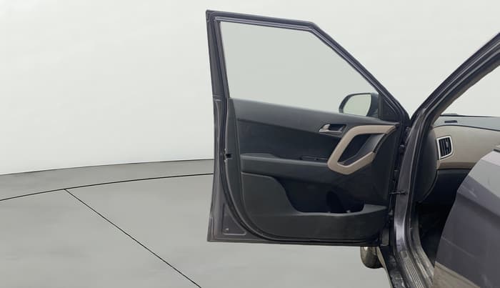 2016 Hyundai Creta SX PLUS 1.6 PETROL, Petrol, Manual, 80,133 km, LHS Front Door