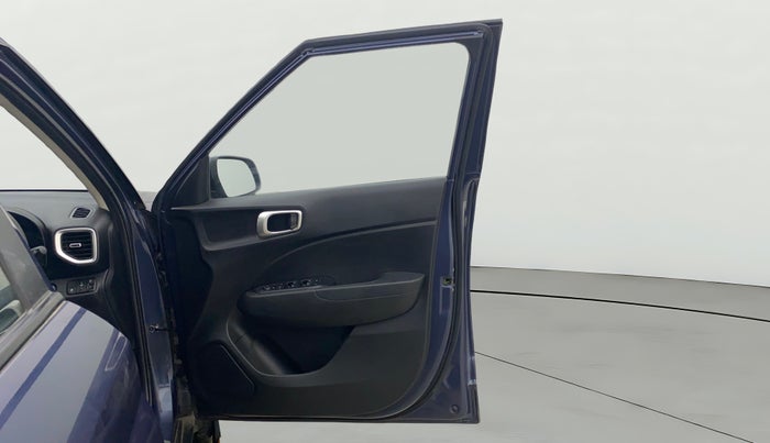 2021 Hyundai VENUE SX 1.5 (O) EXECUTIVE CRDI, Diesel, Manual, 15,975 km, RHS Front Door