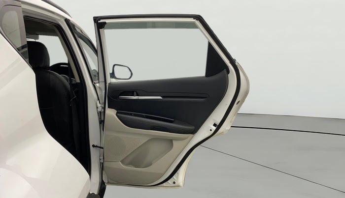 2021 KIA SONET HTX 1.0 IMT, Petrol, Manual, 52,761 km, RHS Rear Door