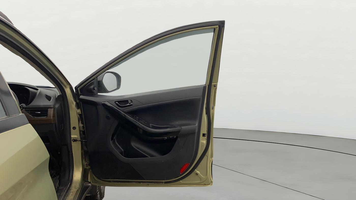 2023 Tata NEXON XZA PLUS LUX SUNROOF KAZIRANGA PETROL, Petrol, Automatic, 18,116 km, RHS Front Door