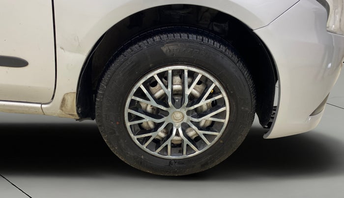 2017 Nissan Sunny XE D, Diesel, Manual, 86,028 km, Right Front Wheel