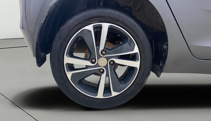 2022 Tata ALTROZ XZA PLUS, Petrol, Automatic, 44,371 km, Right Rear Wheel