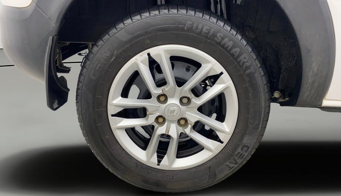 2021 Renault TRIBER RXT, Petrol, Manual, 22,099 km, Right Rear Wheel