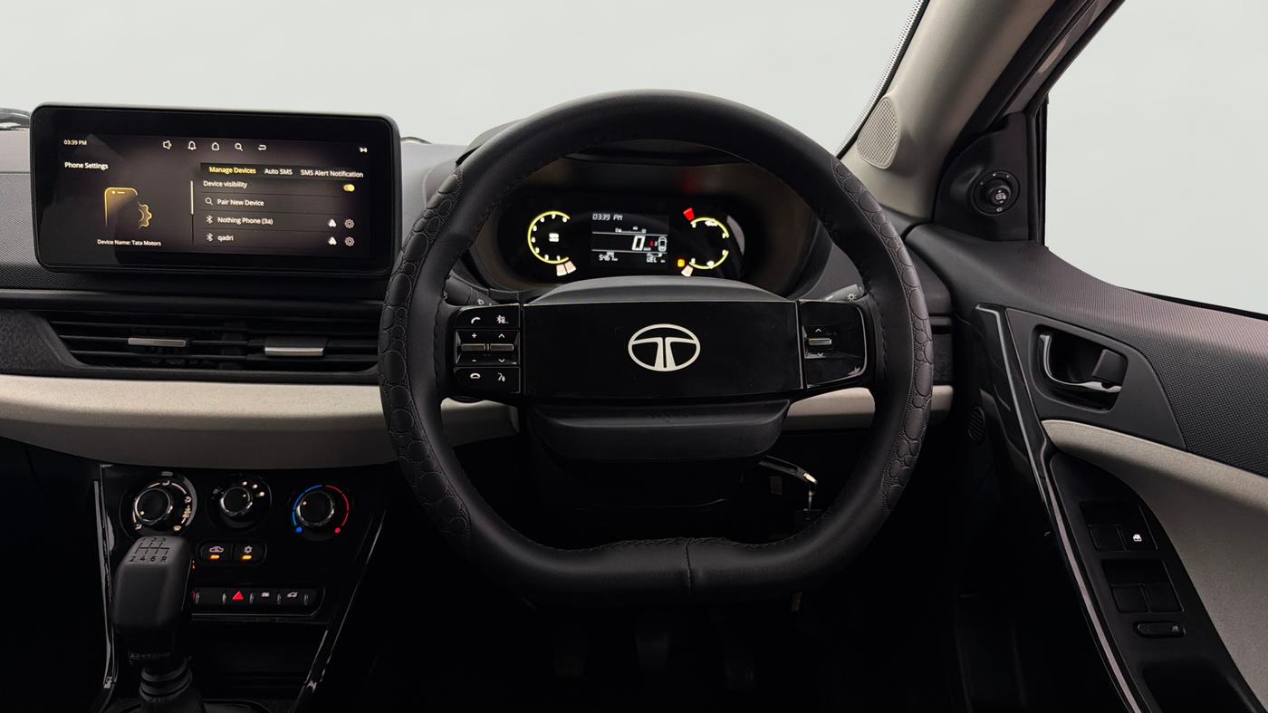 2026 Tata NEXON Pure Plus 1.2 iCNG 6MT, CNG, Manual, 5,389 km, Steering Wheel Close Up