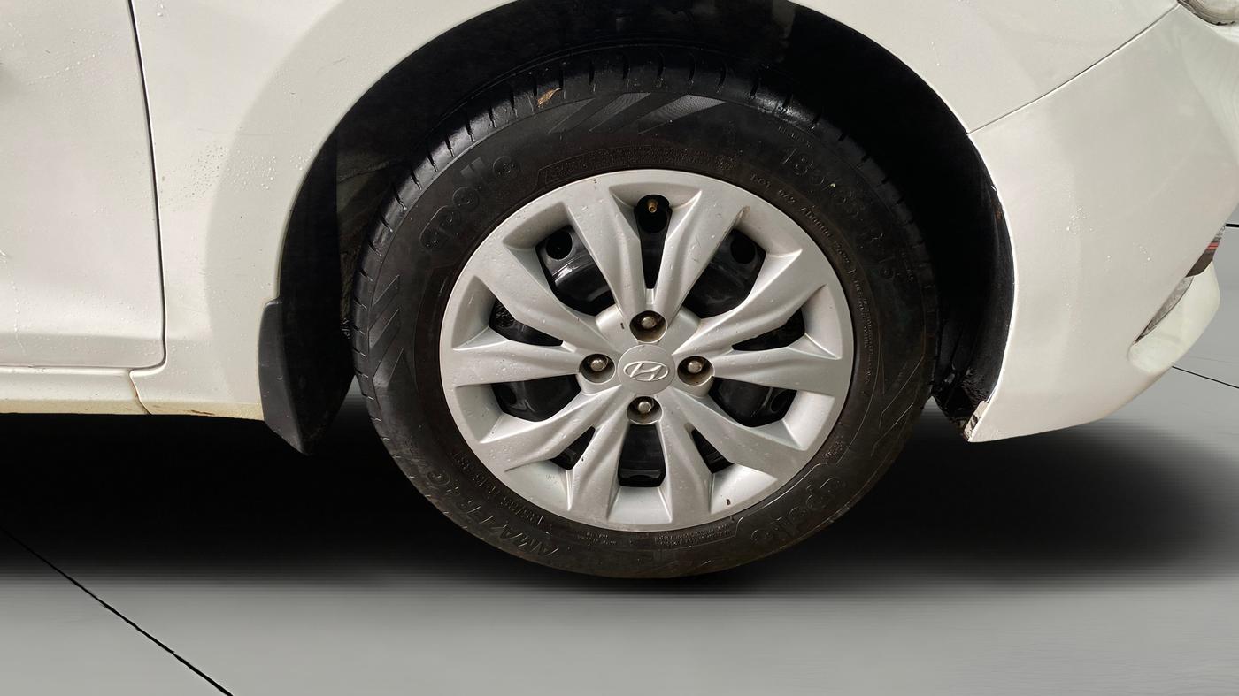 2018 Hyundai Verna 1.6 EX CRDI, Diesel, Manual, 80,426 km, Right Front Wheel