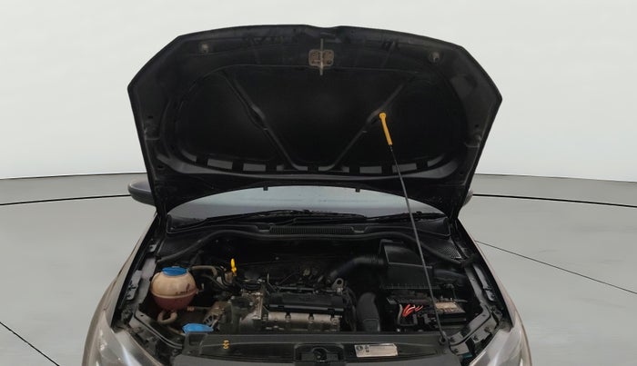 2016 Volkswagen Ameo COMFORTLINE 1.2L, Petrol, Manual, 77,841 km, Open Bonet