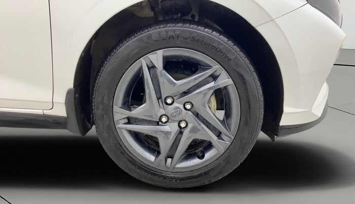 2022 Hyundai NEW I20 SPORTZ 1.2 MT, Petrol, Manual, 38,134 km, Right Front Wheel