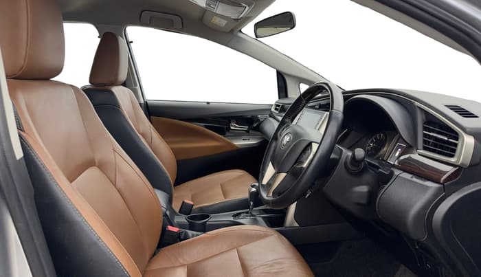 2022 Toyota Innova Crysta 2.7 ZX AT 7 STR, Petrol, Automatic, 51,133 km, Right Side Front Door Cabin