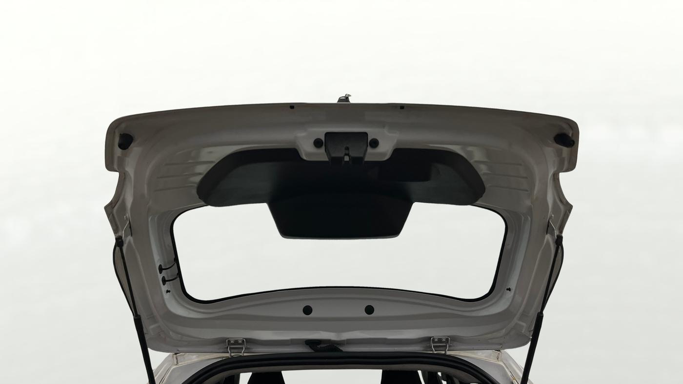 2015 Ford New Figo TITANIUM 1.5 PETROL AT, CNG, Automatic, 57,277 km, Boot Door Open