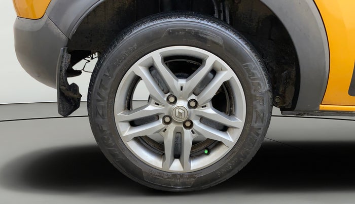 2020 Renault TRIBER RXZ AMT, Petrol, Automatic, 43,310 km, Right Rear Wheel