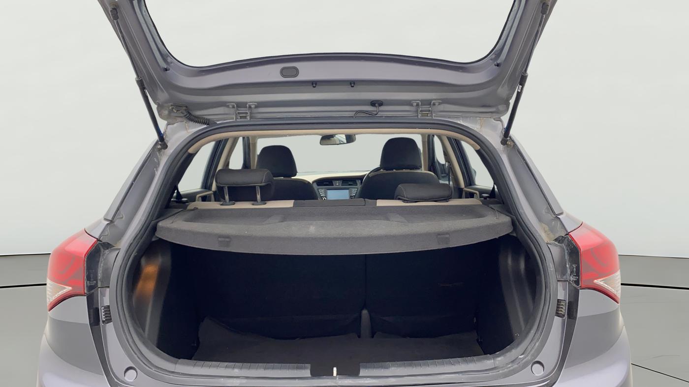 2017 Hyundai Elite i20 ASTA 1.2 (O), Petrol, Manual, 52,641 km, Boot Open Zoomed View