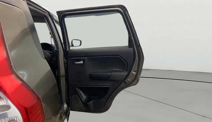 2022 Maruti New Wagon-R VXI CNG 1.0, CNG, Manual, 1,06,704 km, RHS Rear Door