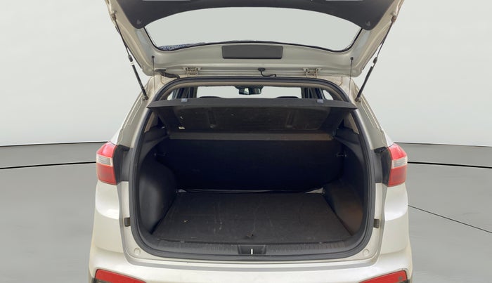 2016 Hyundai Creta SX PLUS 1.6 PETROL, Petrol, Manual, 41,937 km, Boot Open Zoomed View