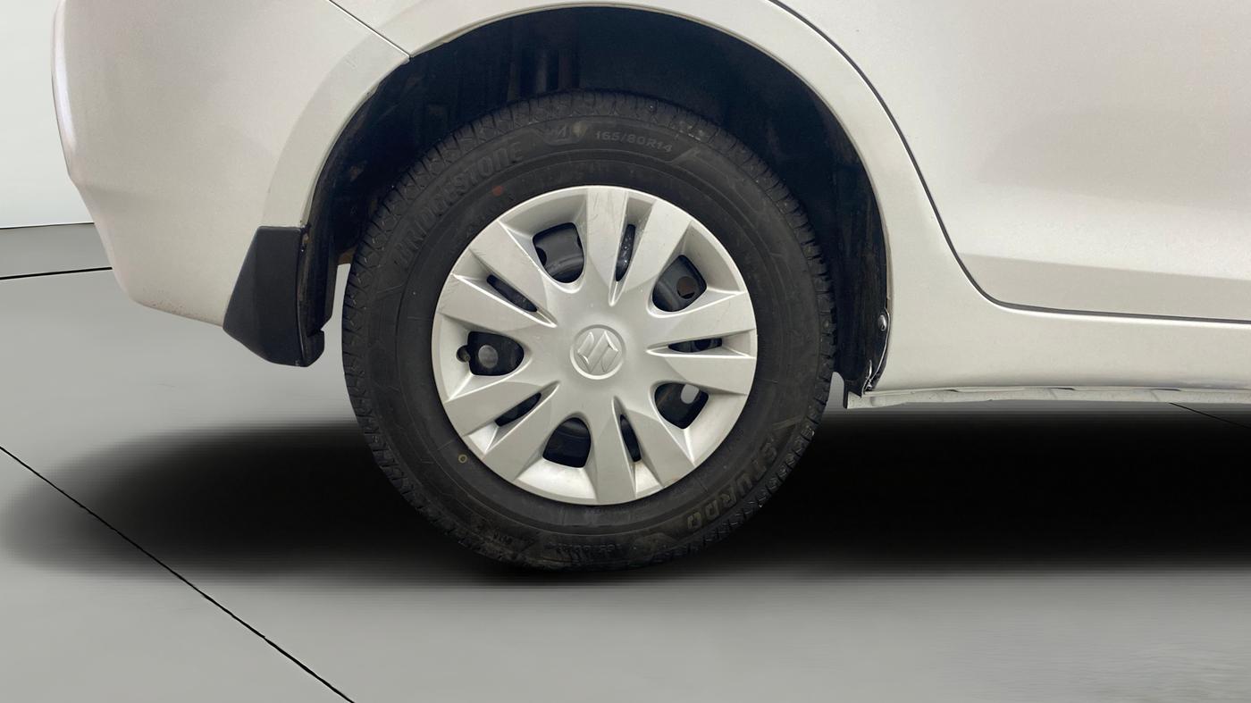 2015 Maruti Swift Dzire VXI, Petrol, Manual, 74,087 km, Right Rear Wheel