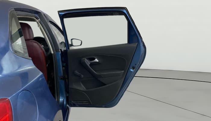 2016 Volkswagen Polo TRENDLINE 1.2L PETROL, Petrol, Manual, 1,00,319 km, RHS Rear Door