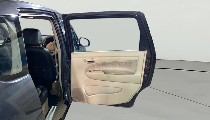 2014 Maruti Ertiga VXI, Petrol, Manual, 66,266 km, RHS Rear Door