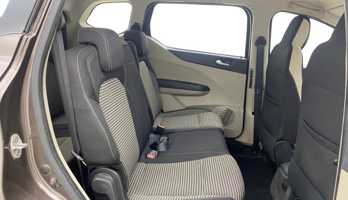 2023 Renault TRIBER RXZ, Petrol, Manual, 29,624 km, Right Side Rear Door Cabin