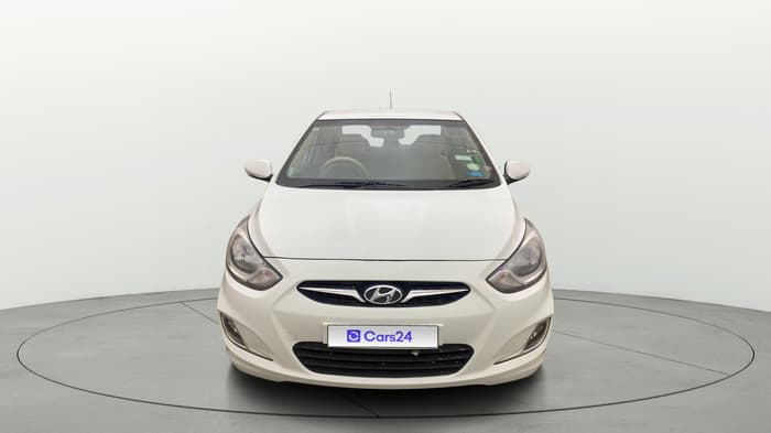 2013 Hyundai Verna FLUIDIC 1.6 VTVT SX, Petrol, Manual, 55,054 km, Front