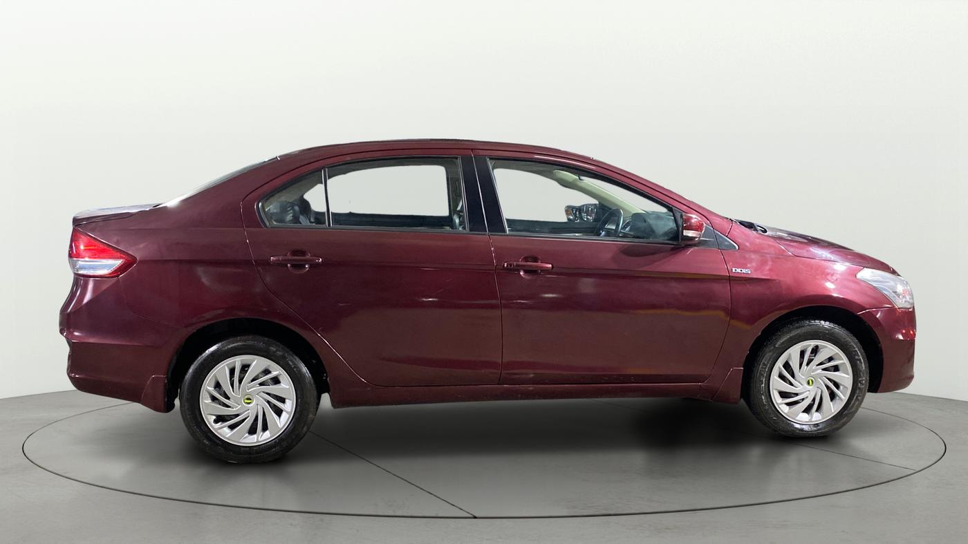 2015 Maruti Ciaz VDI SHVS, Diesel, Manual, 97,225 km, Right Side View